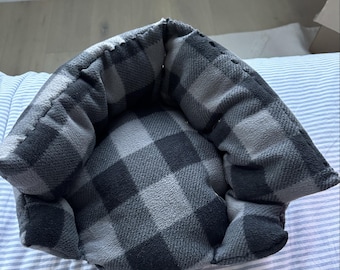 Checkered Guinea Pig Cuddle Cup