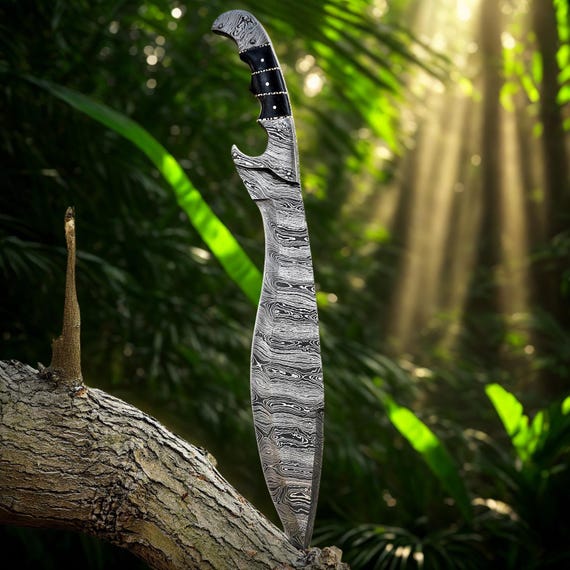 Hand-Forged Damascus Steel Shashka Sword – Collectible Artisan Gift with Leather Sheath