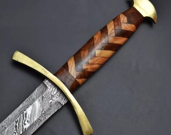 Hand-Forged Damascus Steel Viking Sword: Full Tang Collectible - 39"