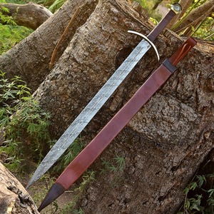 Handmade Damascus Steel Medieval Longsword: Leather Sheath, Cosplay Knight Sword image 8