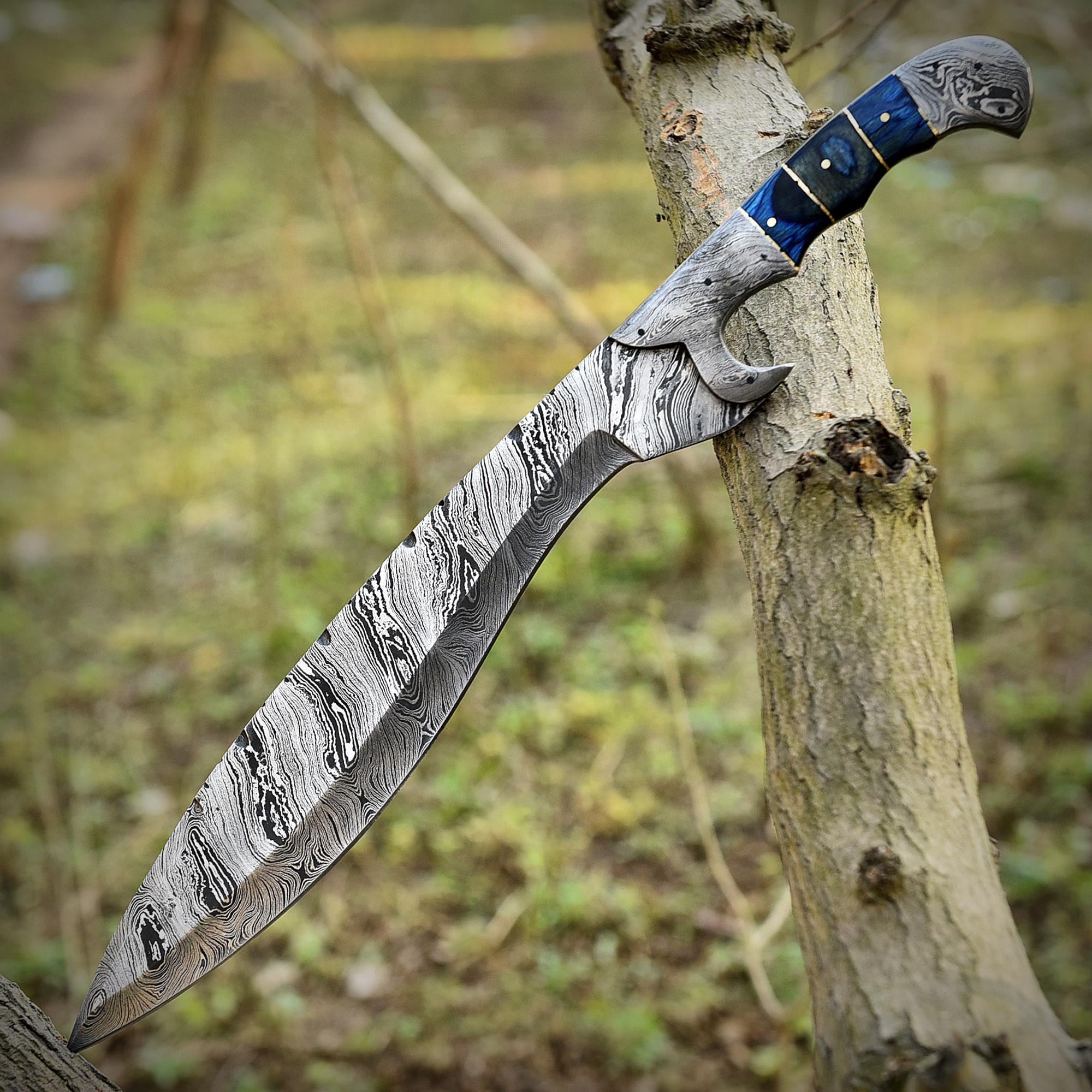 Hand-Forged Damascus Steel Short Sword  Unique Recurve Blade with Gaurd comes with Sheath