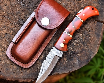 Handcrafted Damascus Steel Knife, Engraved Handle, Custom Leather Sheath, Outdoor Lifestyle Tool