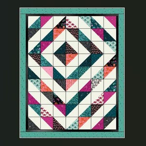 Może przedstawiać: Geometryczna kołdra z powtarzającym się wzorem trójkątów w kolorze morskim, różowym, pomarańczowym i czarnym, na kremowym tle. Kołdra jest obramowana morskim obramowaniem i czarną krawędzią.