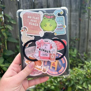 Kindle Girlie MagSafe kindle grip | Adhesive Kindle Grip | Cute Phone Grip | Kindle Holder | Bookish Accessories | Magnetic Phone Holder