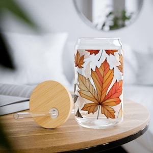 Fall Leaves 16oz Glass Can Sipper, Autumn Maple Leaf Iced Coffee Cup with Bamboo Lid & Glass Straw, Cozy Seasonal Tumbler for Fall Drinks