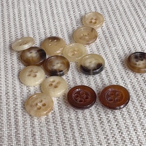 Burberry buttons - Etsy 日本