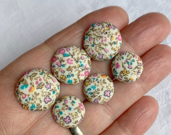 Handmade Liberty fabric buttons 2 pretty ditsy floral 19mm or 15mm buttons sewing for children wedding or bridesmaids or for hair non profit