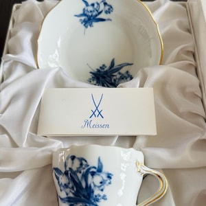 Meissen Demitasse Cup & Saucer – “Aquatinta” Series, Cobalt Blue and Gold, with Box
