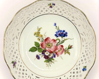 Decorative Bowl by Schumann Arzberg Bavaria – Floral Pattern with Reticulated Edge, 23 cm
