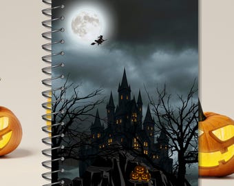 Okładka notatnika „Halloween Haunted Castle” | Gotycka pełnia księżyca do pobrania w wersji cyfrowej