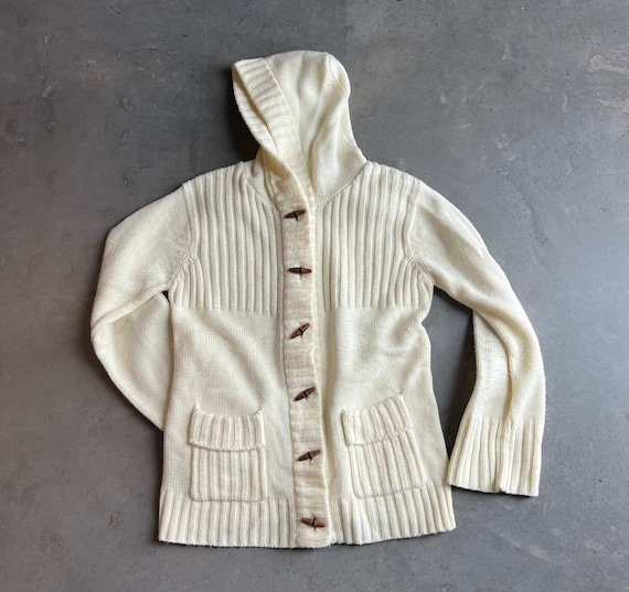 Beige Knit Sweater With Wood Toggle Buttons Size Large