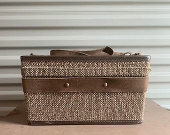 Hartmann Traincase Brown Tweed Carry On
