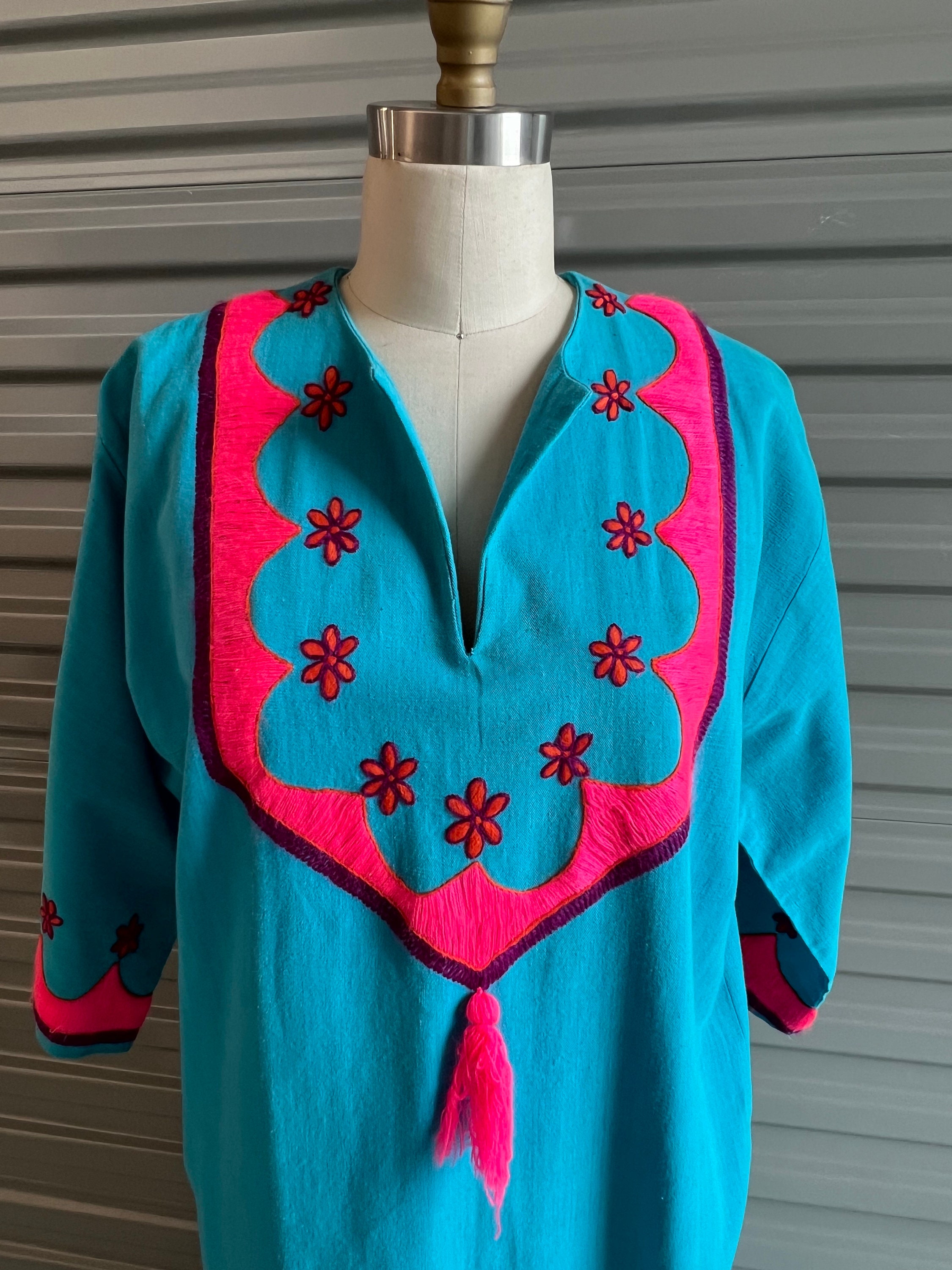 Mexican Kaftan Dress: Turquoise Blue & Hot Pink Embroidery (Large)