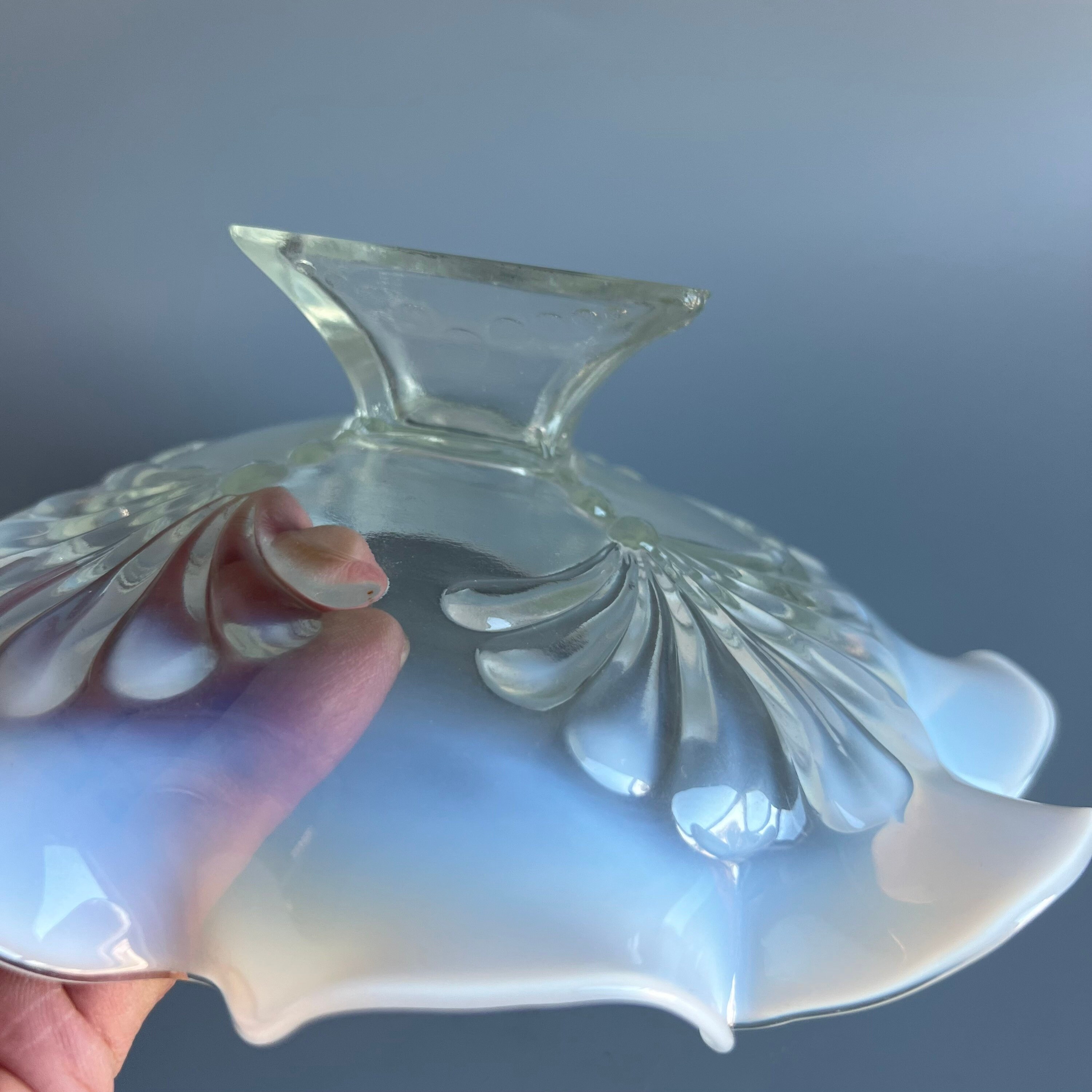 イギリスアンティーク　ノースウッド　オパールセントガラス大型コンポート イギリスアンティーク ノースウッド オパールセントガラス大型コンポート