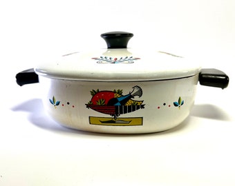 Vintage Enamel Ware by Berggren Covered Casserole with Swedish Folk Art Turkey and Fruits