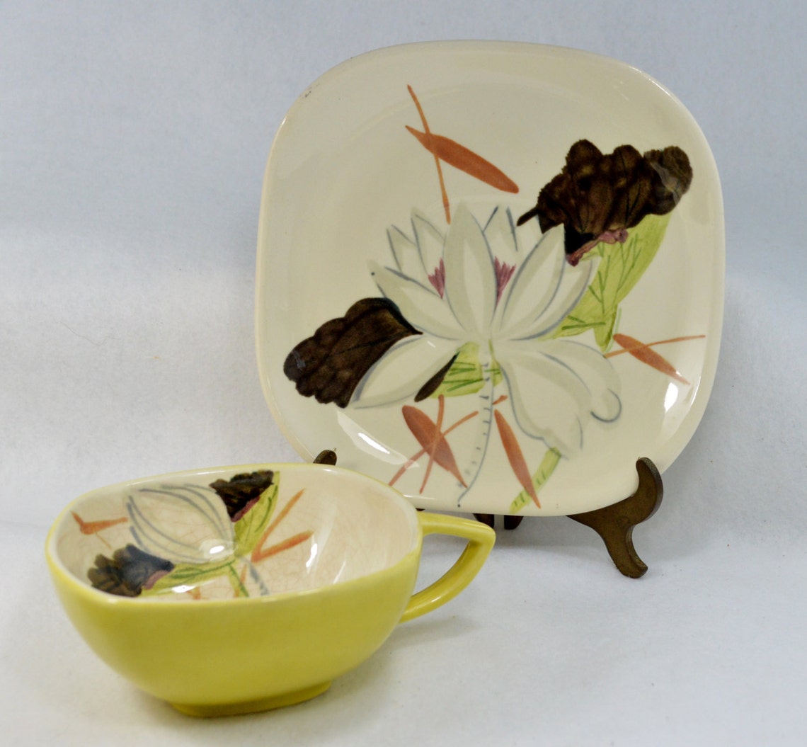 Red Wing Pottery 1940s Dinnerware Hand Painted Lotus Pattern Etsy