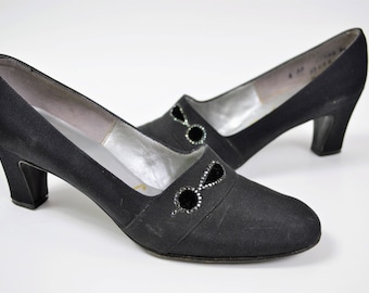 Black Pumps 1960s Shoes by Fiesa Size 6AA Black Velvet and Sparkles