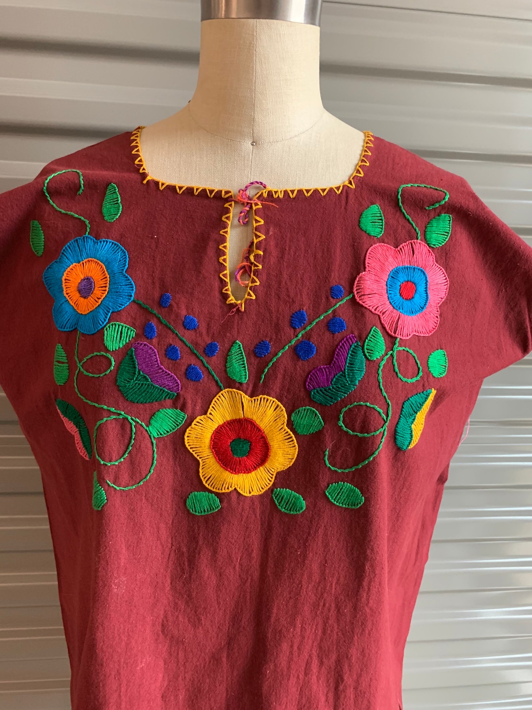 Ameri VINTAGE - アメリヴィンテージ BUSTIER LIKE EMBROIDERY BLOUSE Mexican Embroidered Blouse – Sunbeam Vintage