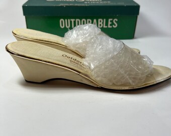 1960s Outdorables Clear Sandals with Wedge Heel Size 9.5M Fits Like a Modern 8 Beige Fabric with Gold Trim