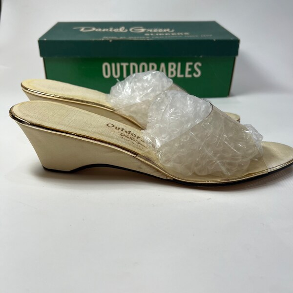 1960s Outdorables Clear Sandals with Wedge Heel Size 9.5M Fits Like a Modern 8 Beige Fabric with Gold Trim