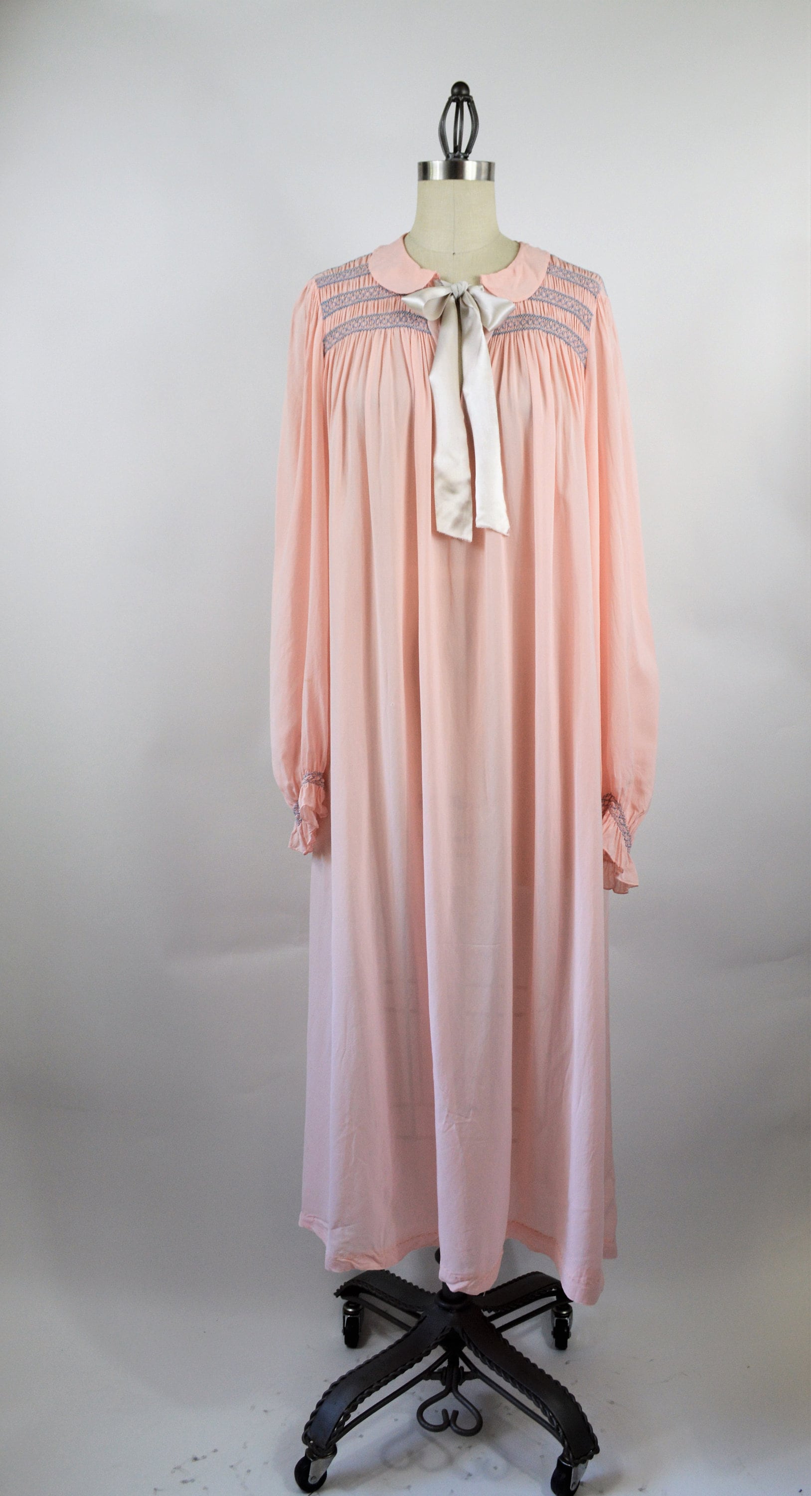 RARE 1940s Nightgown by Thea Tewi Original Pale Pink Rayon | Etsy