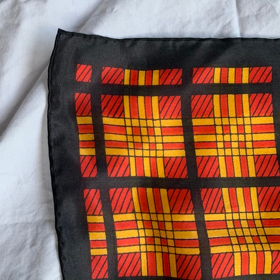 シルクスカーフ ゴールド ブラック＆レッド 幾何学模様 30 x 32 - Etsy