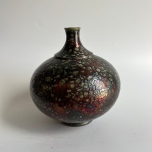 Vase en poterie Raku par Lois Gress Neal 6&quot;