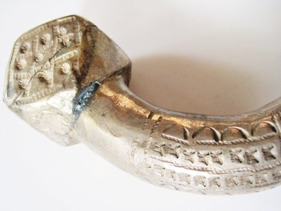 Vintage Silver Nubian Anklet Bracelet with Geomet… - image 8