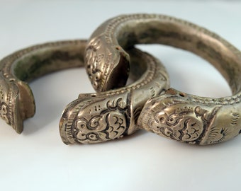 Vintage Matching Pair of Chinese Dragon Rattle Cuff Bracelets