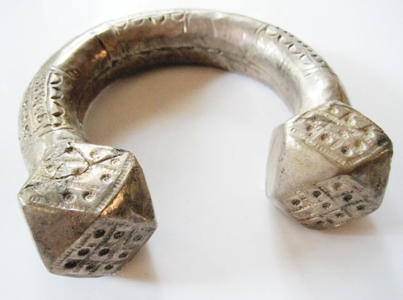 Vintage Silver Nubian Anklet Bracelet with Geomet… - image 2