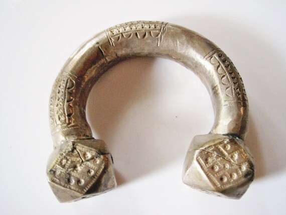 Vintage Silver Nubian Anklet Bracelet with Geomet… - image 5