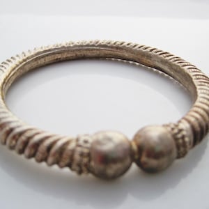 Vintage South Asian Silver Bangle Bracelet