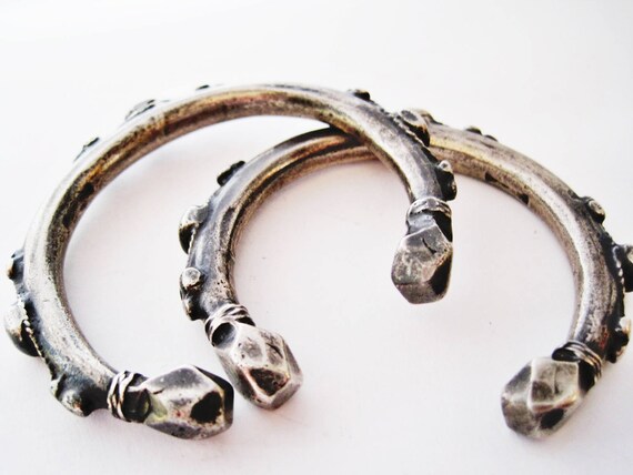 Vintage Silver Nubian Matching Pair of Bracelets … - image 8