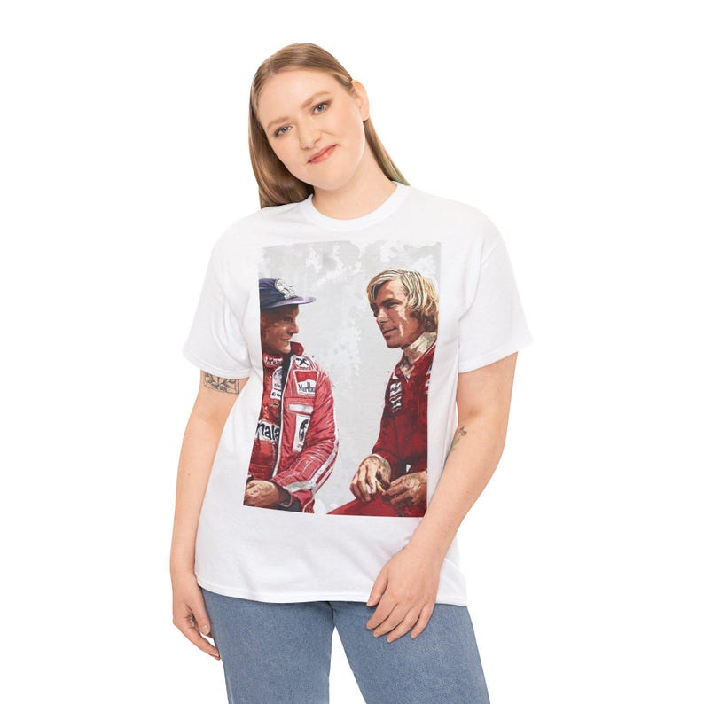 Nikki Lauda James Hunt F1 Vintage Racing T-Shirt, Retro Motorsport T-Shirt, Unisex aus schwerer Baumwolle T-Shirt, Renntag Shirt, Bekleidung für Auto-Enthusiasten Bild 9