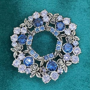 Vintage Blue Round Brooch