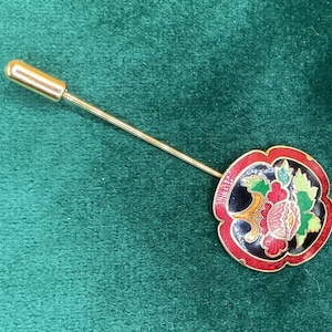 Vintage Enamelled Hat Pin