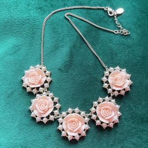 Vintage Silver Toned Necklace with Acrylic Roses and Pearls.