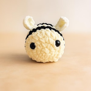 Crochet Bumblebee Plush | Amigurumi Bee Toy | Nursery Decor | Bee Gift for Baby Shower | Handmade Stuffed Bee | Bee Lover Gift