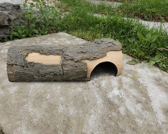 Peeled Bark Log Hide