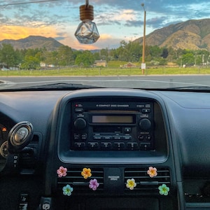 Plumeria Car Vent Clip Kawaii Car Plant Vent Clip Y2K Car Jeep Wrangler Accessories for Interior Hawaii Flower Car Charm