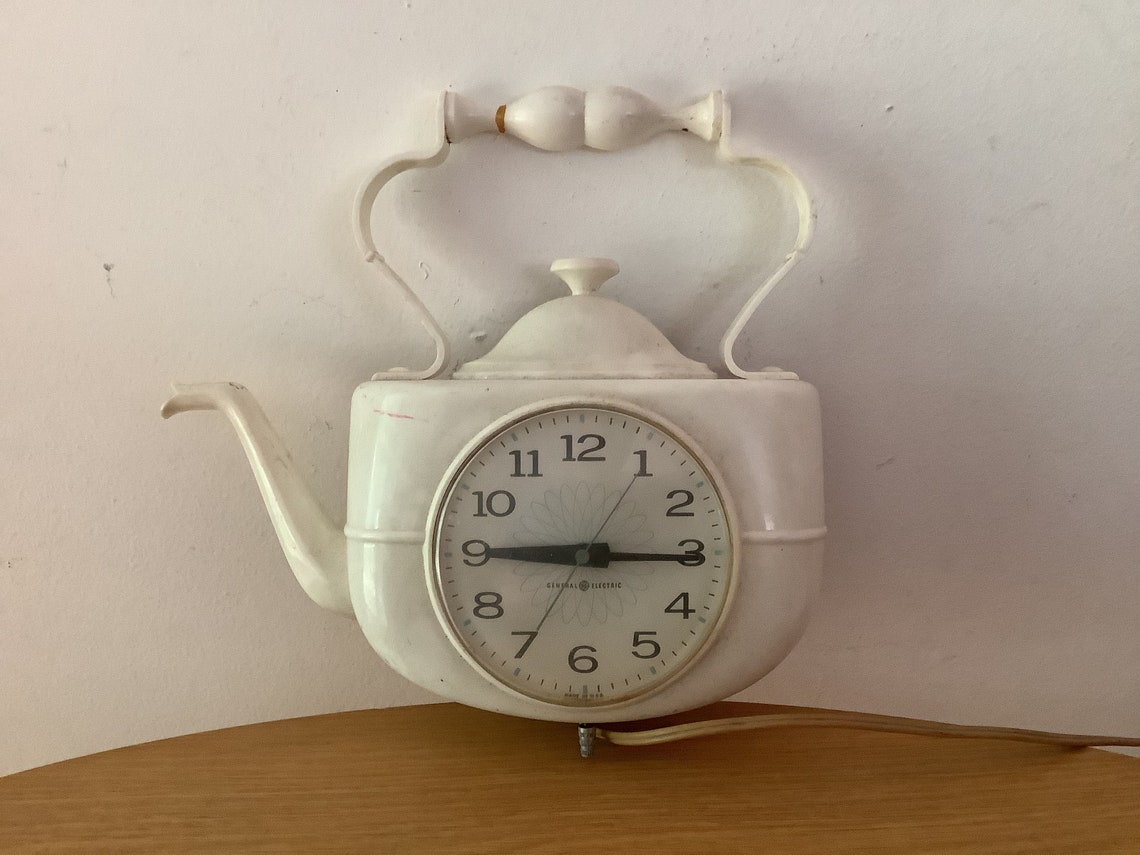 Vintage Tea Kettle Electric Wall Clock Etsy