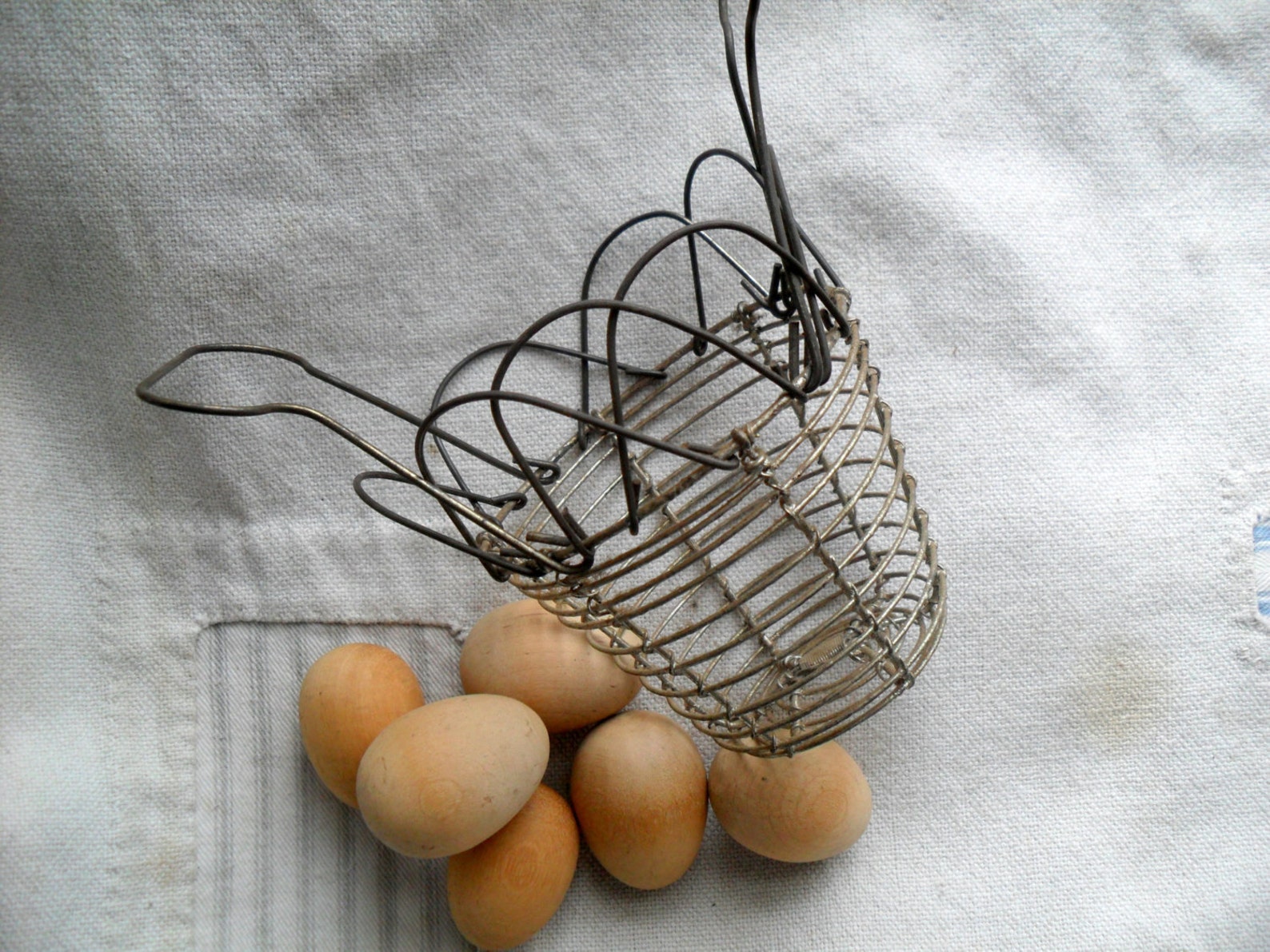 Vintage Small Wire Egg Basket with 6 Wood Eggs Miniature Egg Etsy