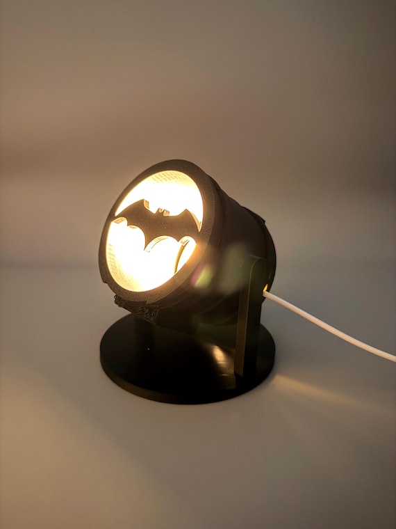 Call upon the Dark Knight with the New & Improved compact 3D printed Bat-Signal light, the perfect display piece for any superhero collector