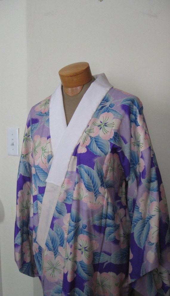 Gorgeous Silk Japanese Plum Blossom Kimono Coat, O