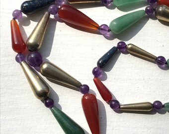 Vintage 1970s Carnelian, Lapis, Chrysoprase, and Amethyst Tear-drop Necklace