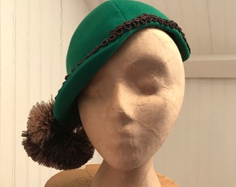 Vintage 1950s Asymmetrical Hunter Green Cloche Millinery Felt Hat with an Ostrich Pompom, fits most