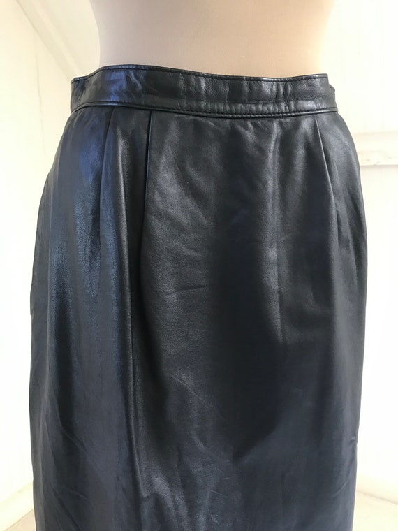 Vintage 1980s Front-Pleated Buttery Leather Midi … - image 2