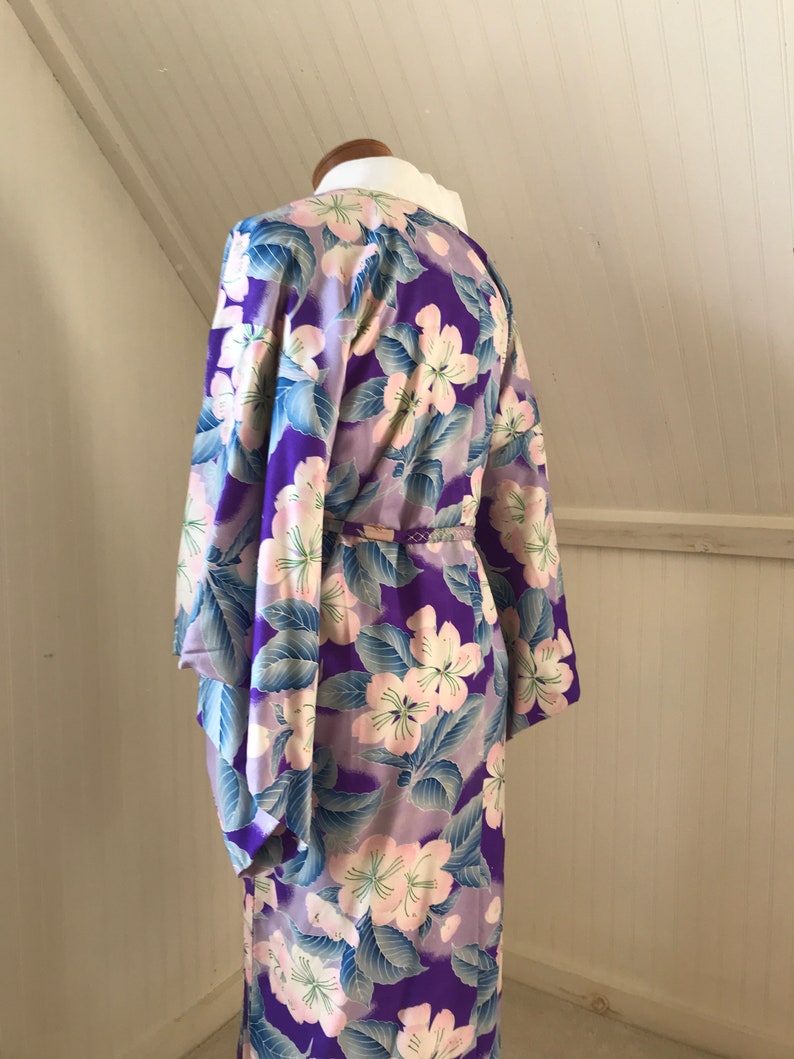 Gorgeous Silk Japanese Plum Blossom Kimono Robe or Coat, S-M image 2