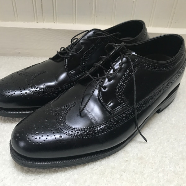 Classic Black Leather Florsheim Brogues, Barely Worn, Mens 8.5