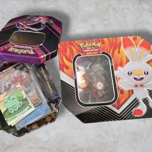 Scatola misteriosa da collezione - Porta mazzo, oggetti da collezione, carte e accessori TCG - Un regalo per i fan, un regalo TCG o la tua collezione